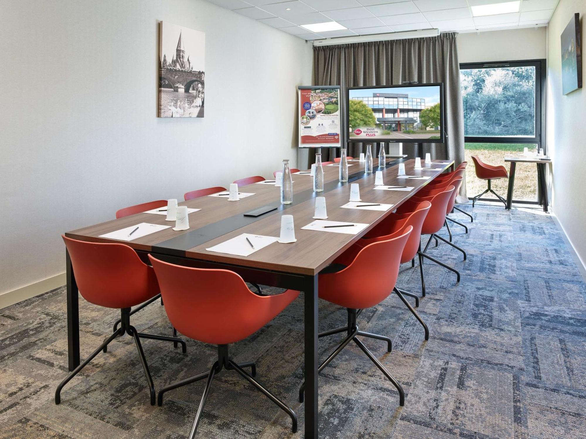 Best Western Plus Metz Technopole Ngoại thất bức ảnh