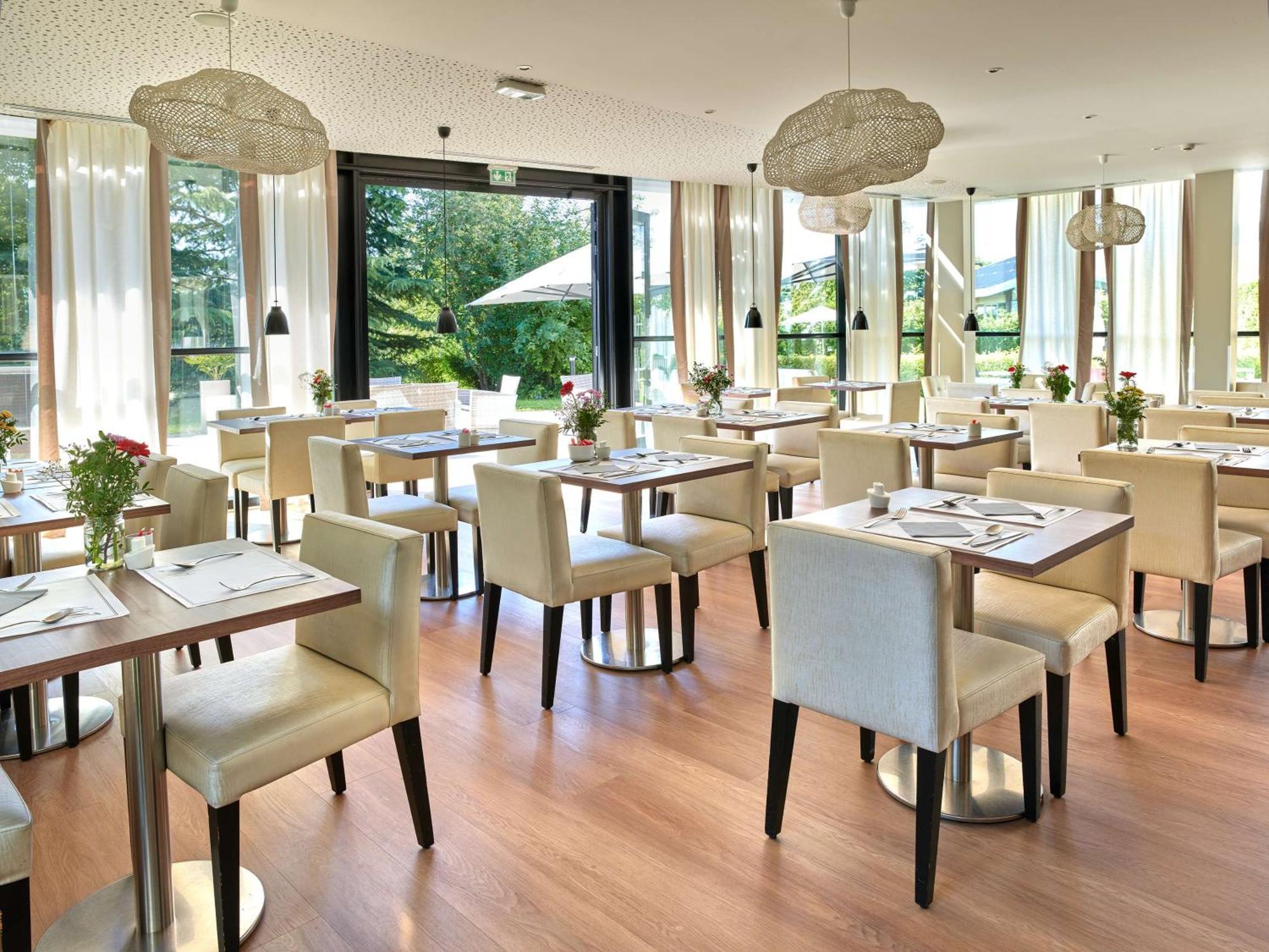 Best Western Plus Metz Technopole Ngoại thất bức ảnh